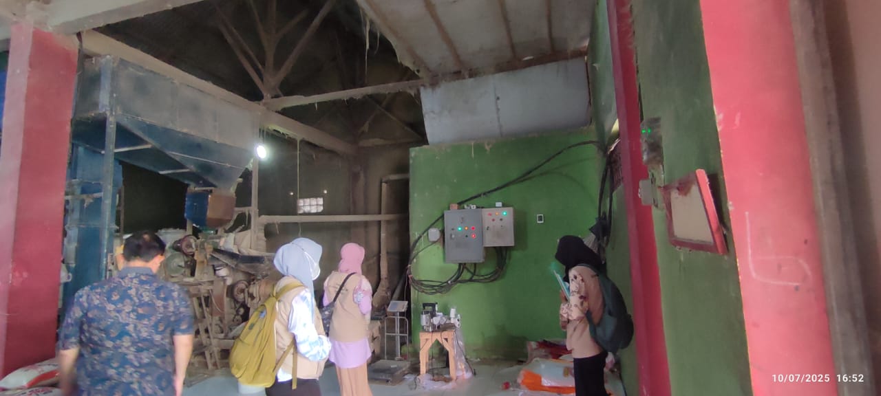 Pemenuhan Komitmen Penggilingan Padi Lancar Jaya: Wujud Kepatuhan Terhadap Standar Keamanan Pangan Segar.